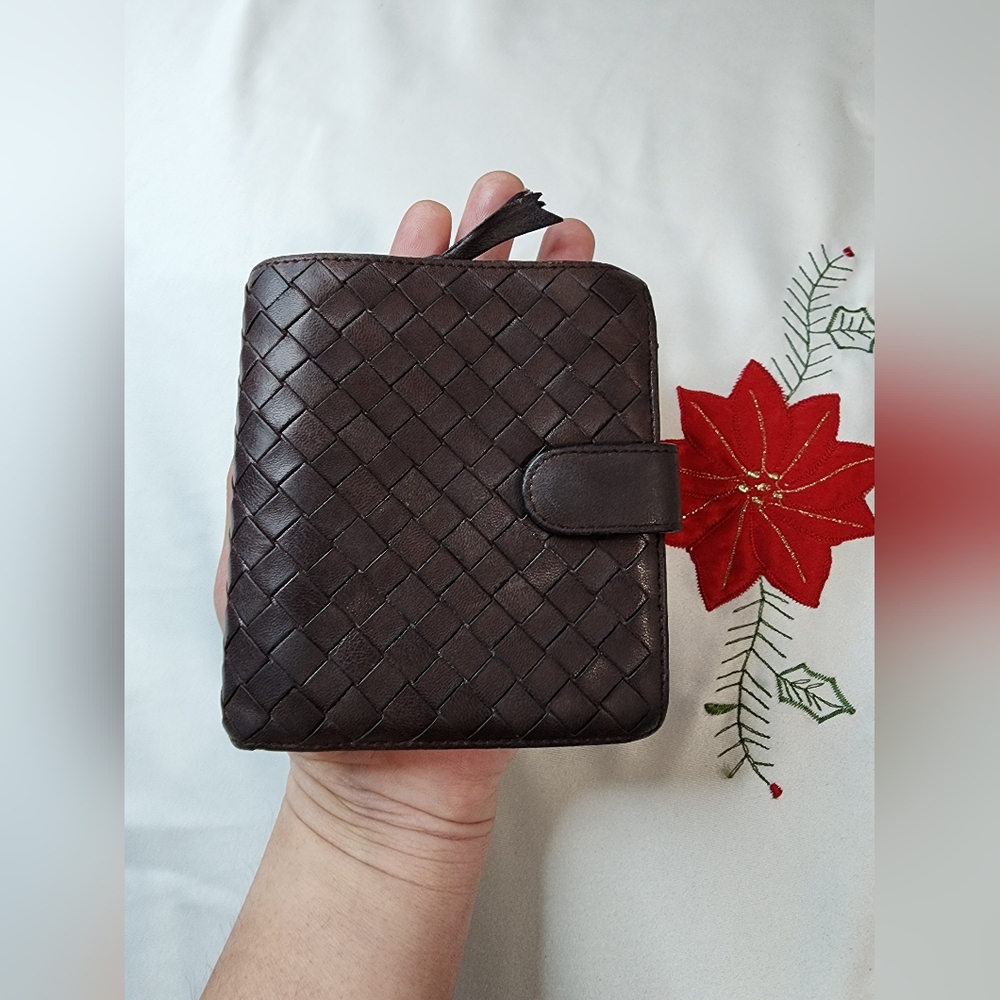 Bottega Veneta Nappa Intrecciato Vintage Bi-fold Wallet